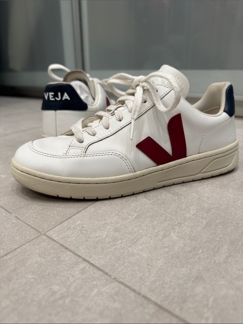 Unisex Veja V-12 Xtra White & Marsala Nautico Leather Sneakers (M 7/W 9)
